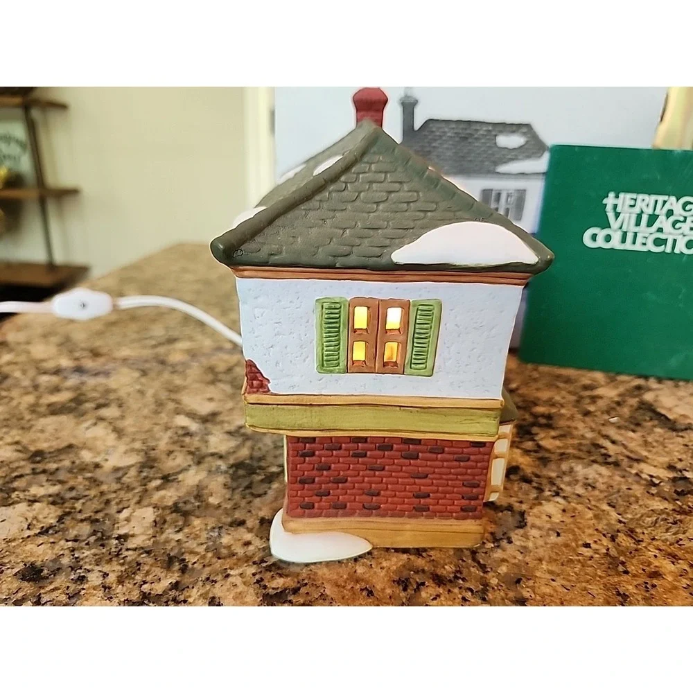 Dept 56 Heritage Dickens Village Scrooge and Marley Counting House Lighted